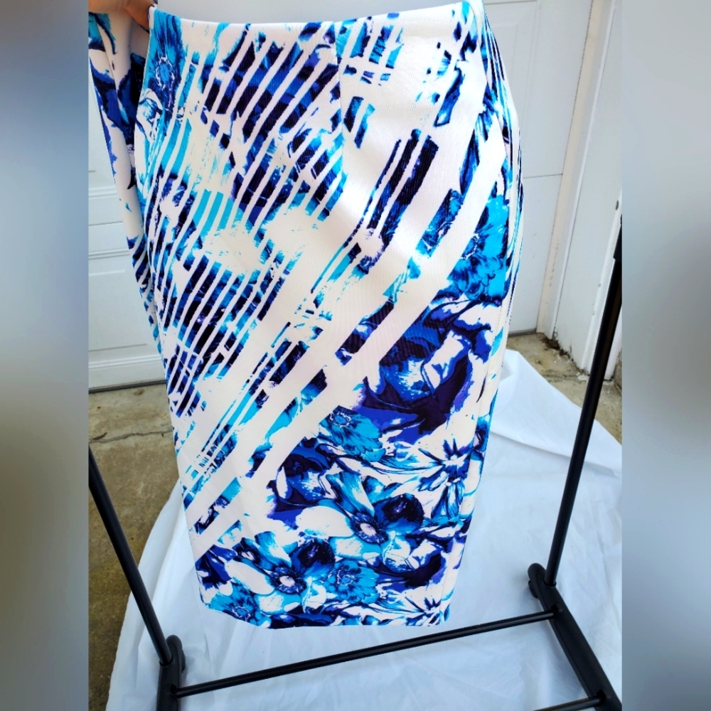 Spense Floral Print Pencil Skirt